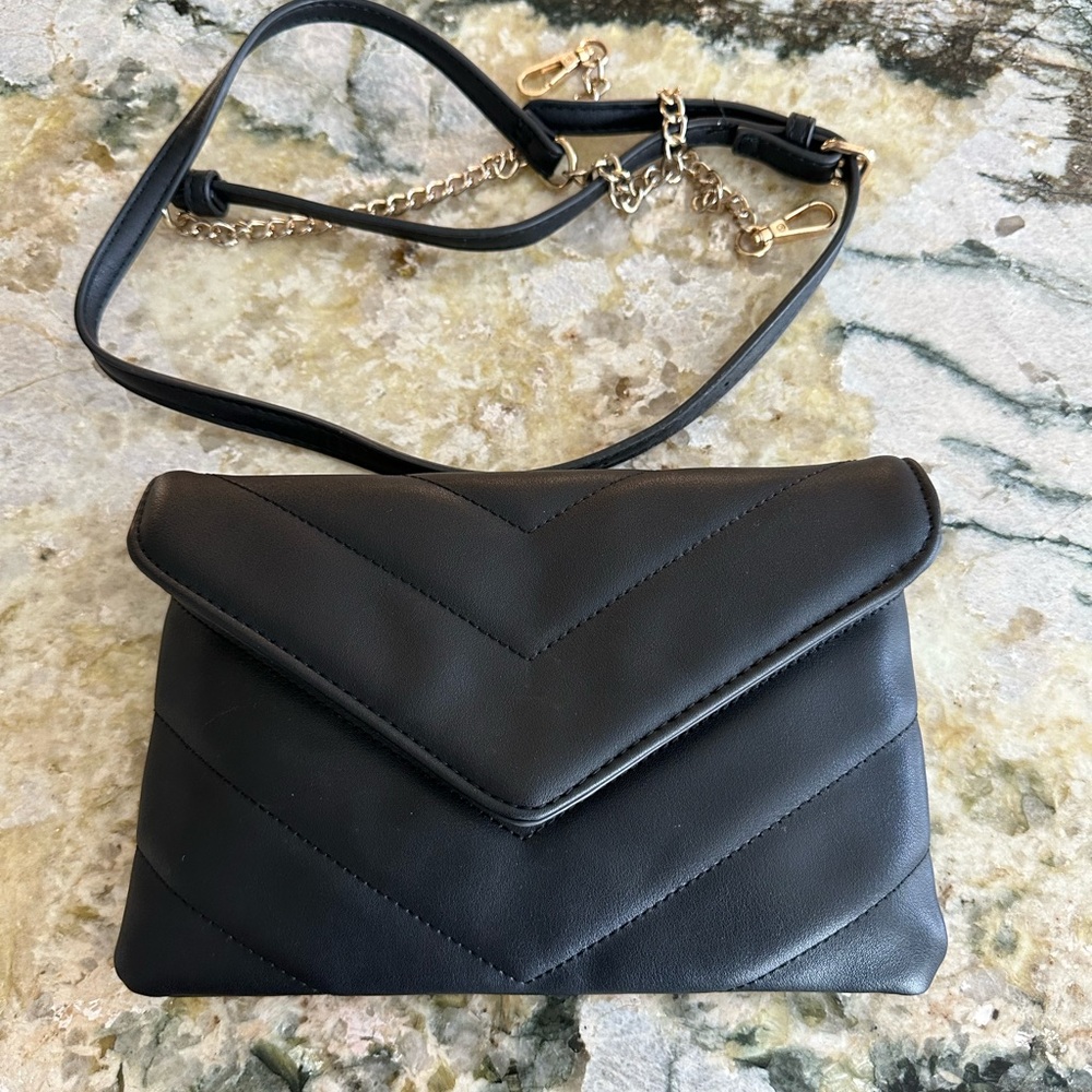 Elegant Black Quilted Women's Bag